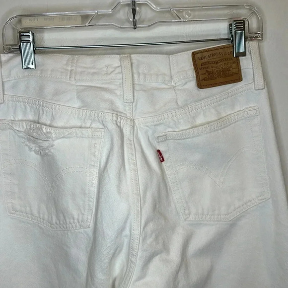 LEVI'S PREMIUM WEDGIE STRAIGHT RED TAG DISTRESSED CROPPED JEAN - Picture 5 of 10